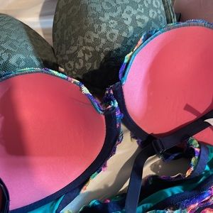 2 Victorias Secret PINK bras 32 DD